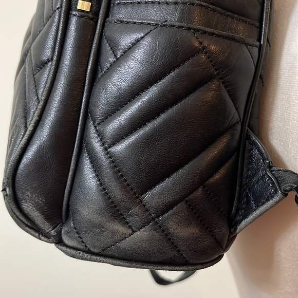Pre-loved Michael Kors  Abbey Medium Quilted Leather Backpack